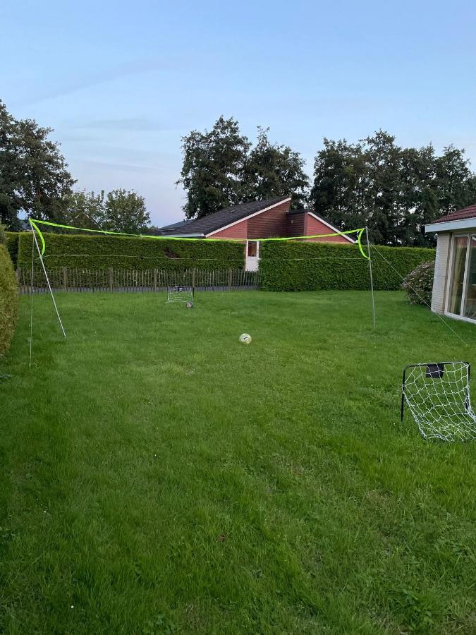 Huisje Earrebarre Tzummarum Exterior photo